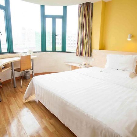 7Days Inn Dongguan Honghuating Branch Quarto foto